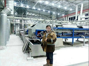 回轉(zhuǎn)帶式冷凝造粒機(jī)